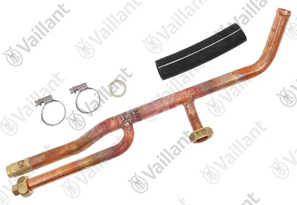 Vaillant Rohr mit zwei gebogenen Kupferrohren, schwarzen Gummi-Schlauch und zwei Klemmringen.